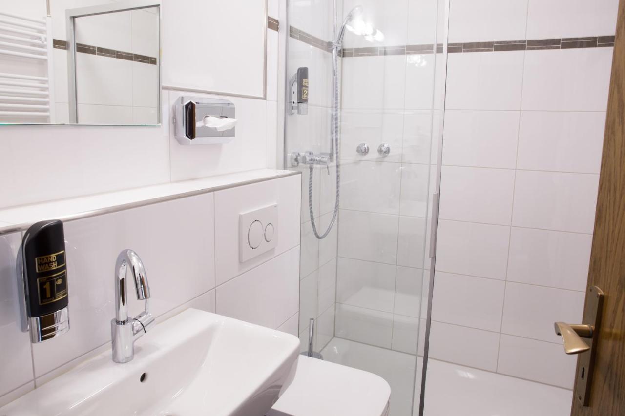 Hotel Wilms Colonia Esterno foto